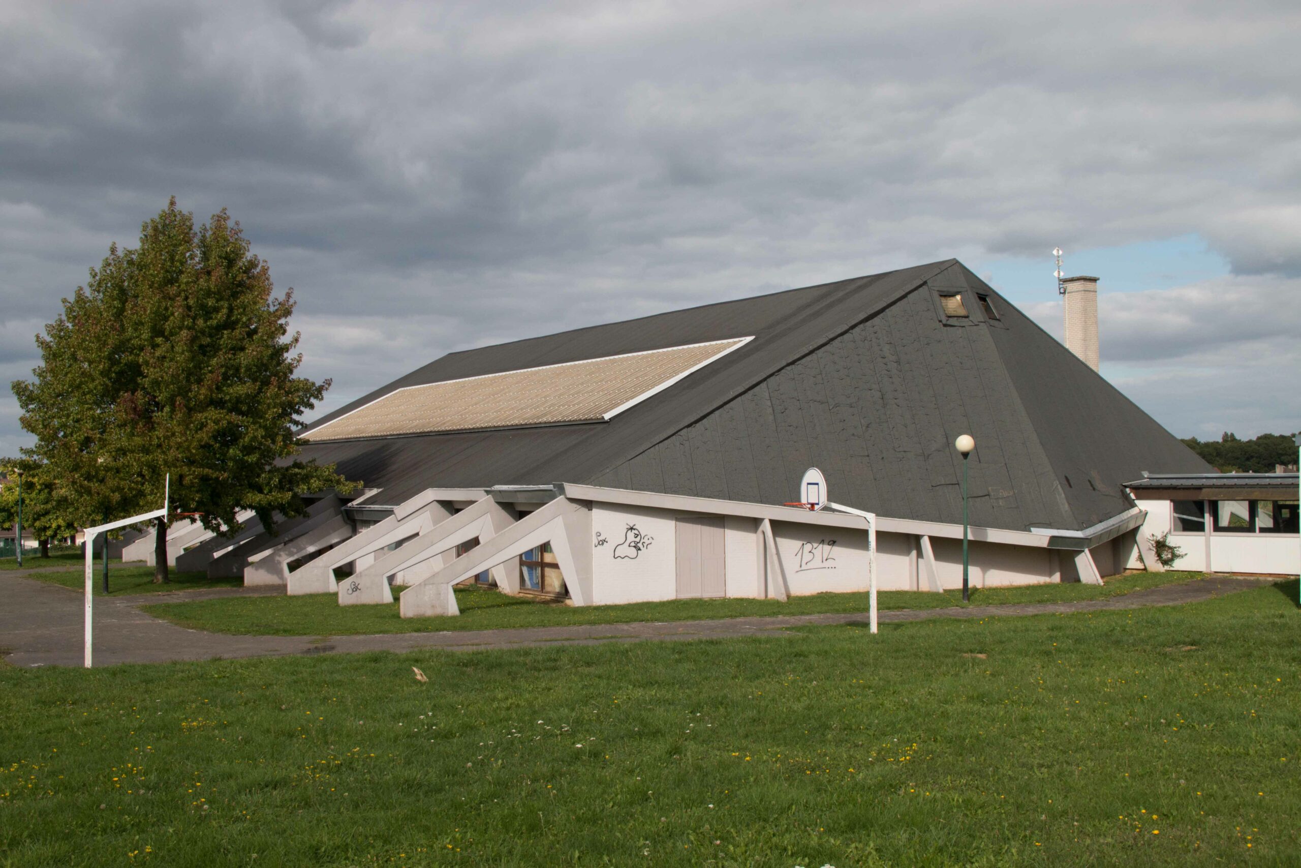 Cosec de Marly-la-Ville vue arrière